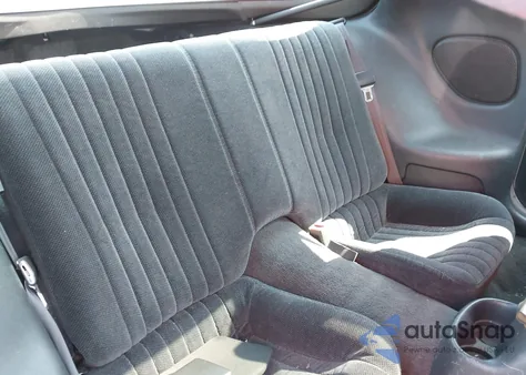 2000 Pontiac Firebird из США, поврежденный, VIN 2G2FS22K7Y2127261